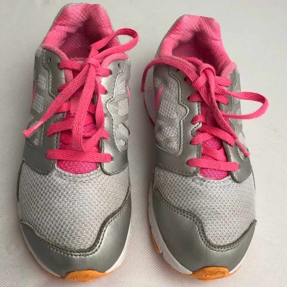 Nike pink silver gray Downshifter 6 running sneakers size 1.5